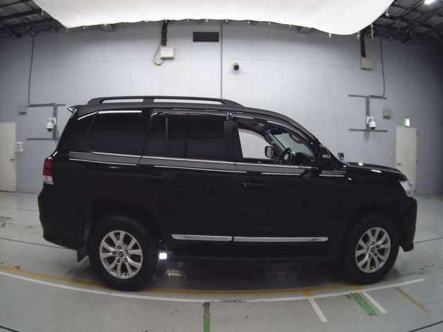 TOYOTA LAND CRUISER 2015