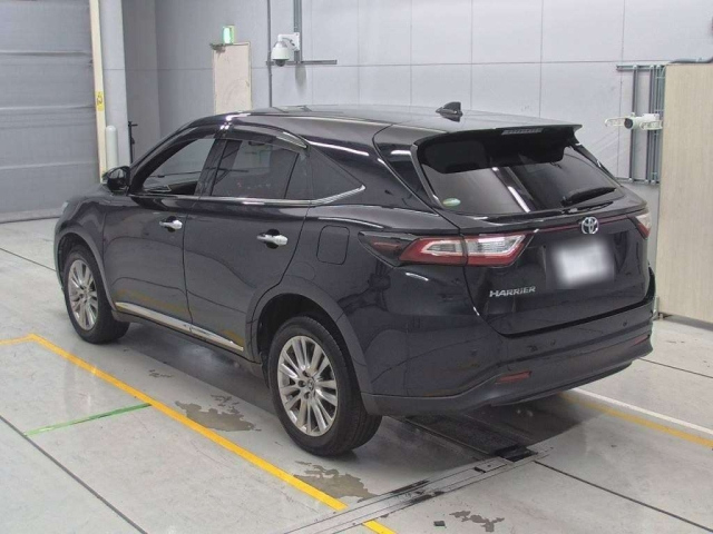 TOYOTA HARRIER 2018