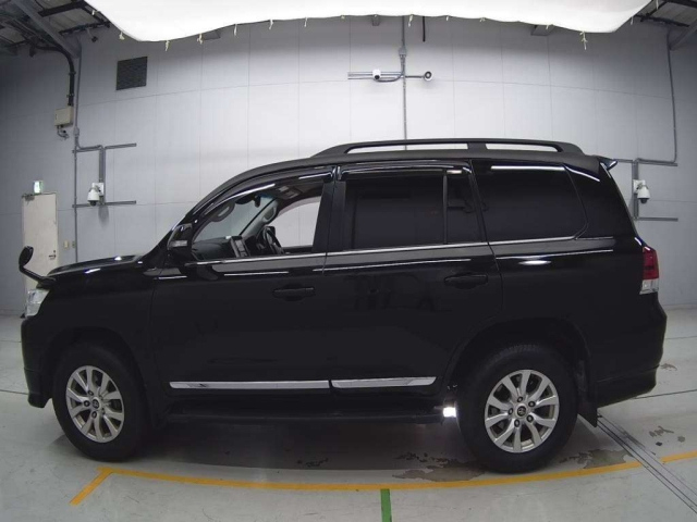 TOYOTA LAND CRUISER 2015