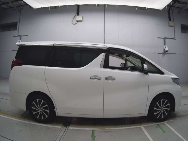 TOYOTA ALPHARD 2016