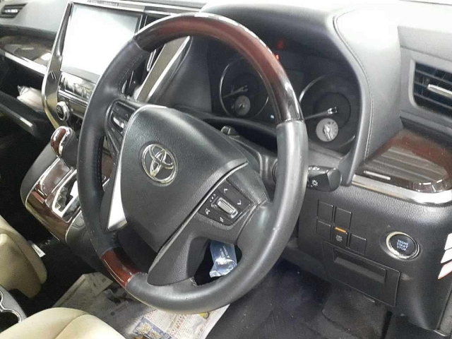 TOYOTA ALPHARD 2016
