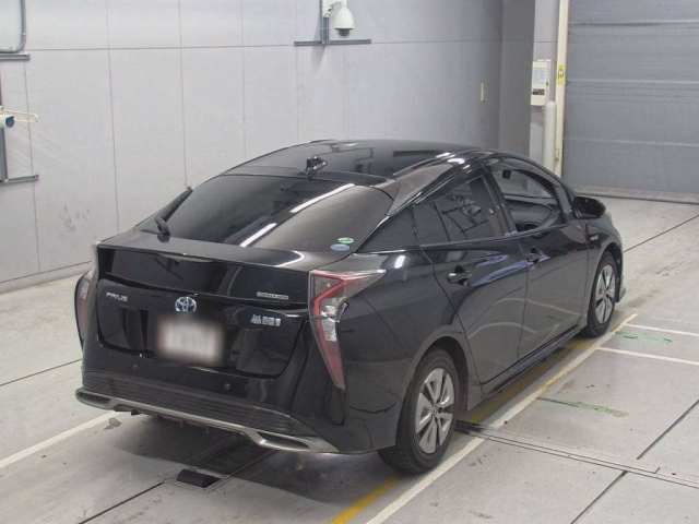 TOYOTA PRIUS 2016