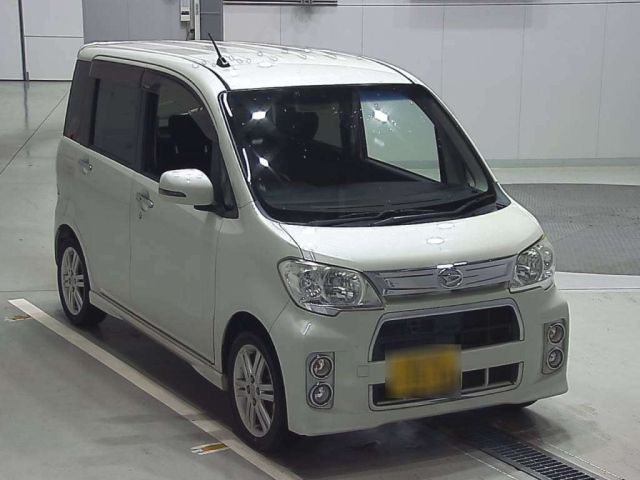 DAIHATSU TANTO EXE 2013