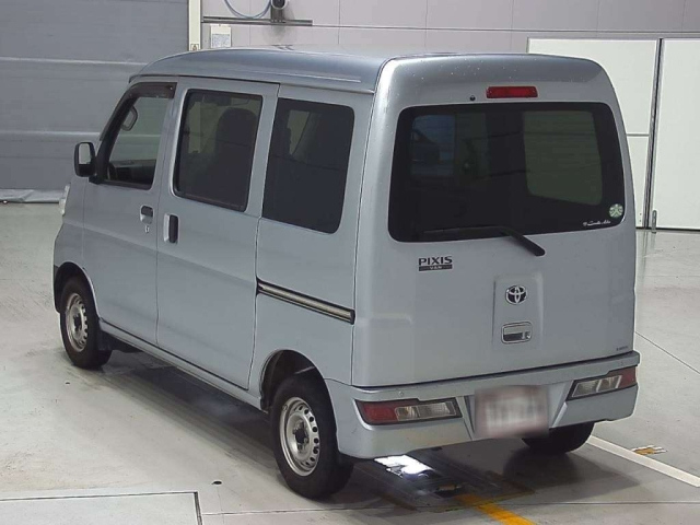 TOYOTA PIXIS VAN 2019