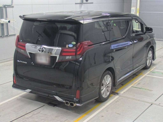 TOYOTA ALPHARD 2015