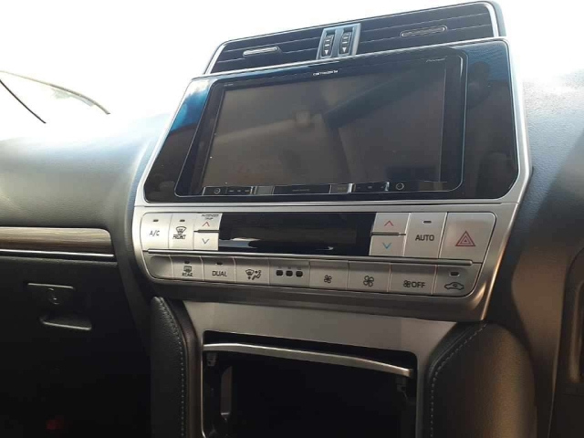 TOYOTA LAND CRUISER PRADO 2020