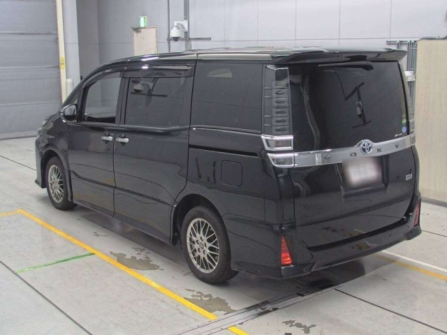TOYOTA VOXY 2020