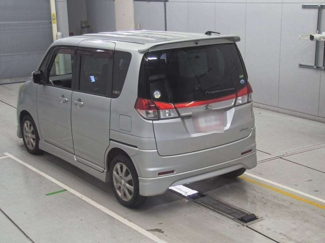 SUZUKI SOLIO 2012
