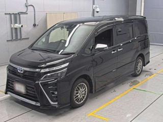 TOYOTA VOXY 2020