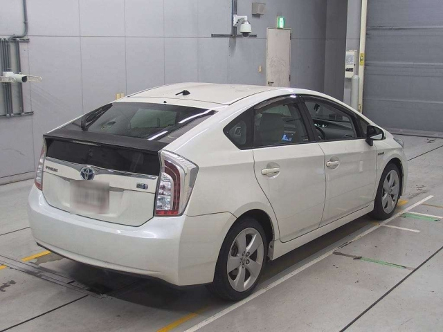 TOYOTA PRIUS 2013