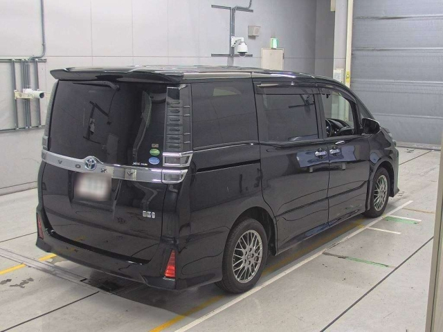 TOYOTA VOXY 2020
