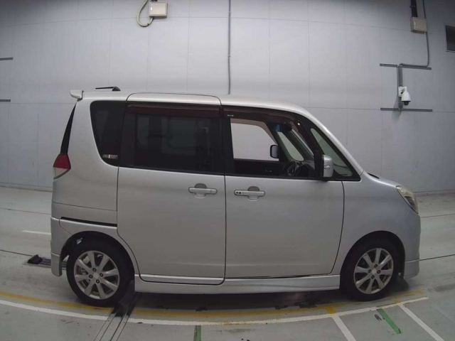 SUZUKI SOLIO 2012