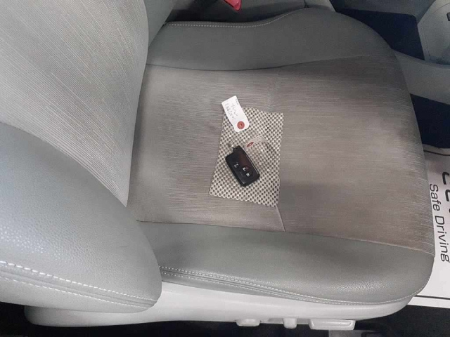 TOYOTA PRIUS PHV 2012