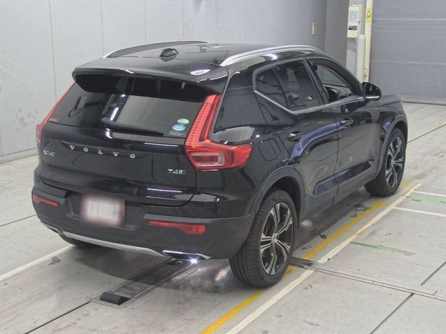 VOLVO XC40 2020