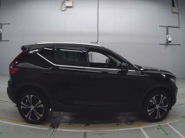 VOLVO XC40 2020