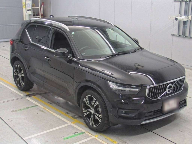 VOLVO XC40 2020