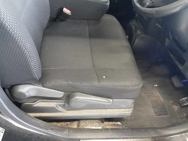 TOYOTA BB 2012