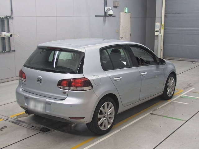 VOLKSWAGEN GOLF 2009