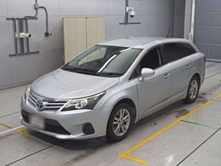 TOYOTA AVENSIS WAGON 2012