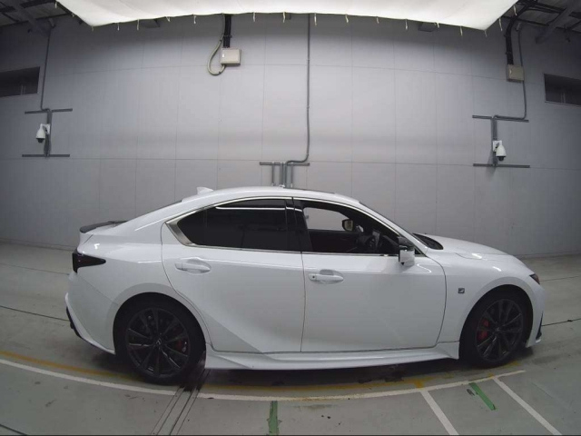 LEXUS IS 2023