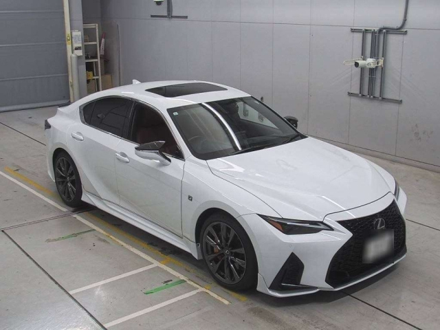 LEXUS IS 2023