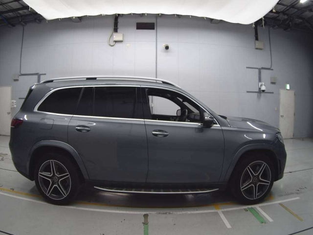 MERCEDES BENZ GLS 2023