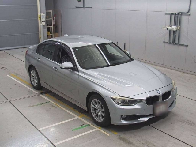 BMW 3 SERIES 2012