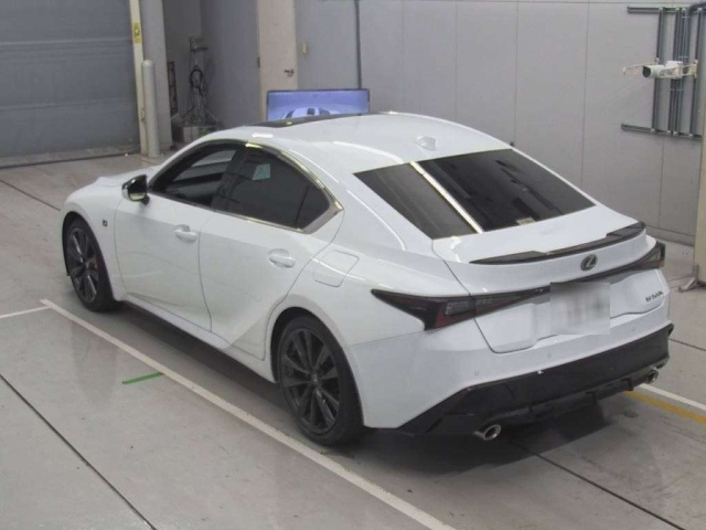 LEXUS IS 2023