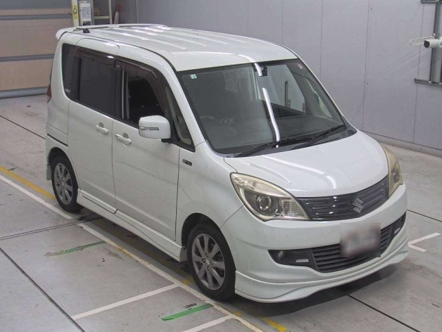 SUZUKI SOLIO 2012