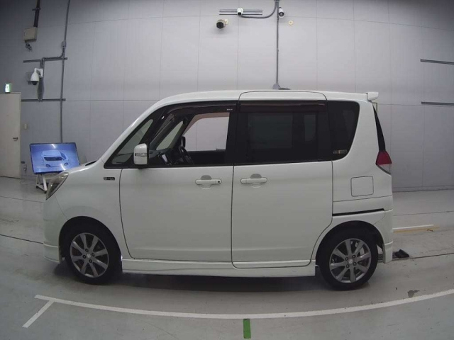 SUZUKI SOLIO 2012