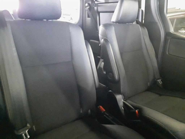 TOYOTA NOAH 2021