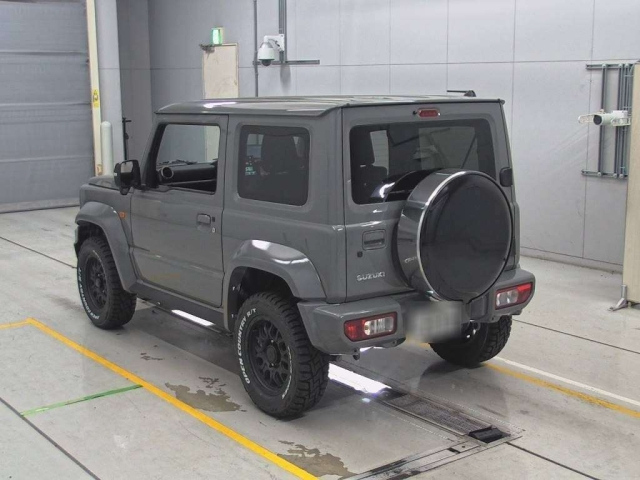 SUZUKI JIMNY SIERRA 2025
