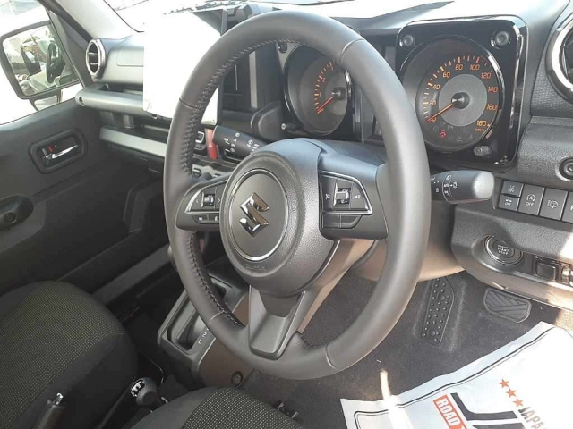 SUZUKI JIMNY SIERRA 2025