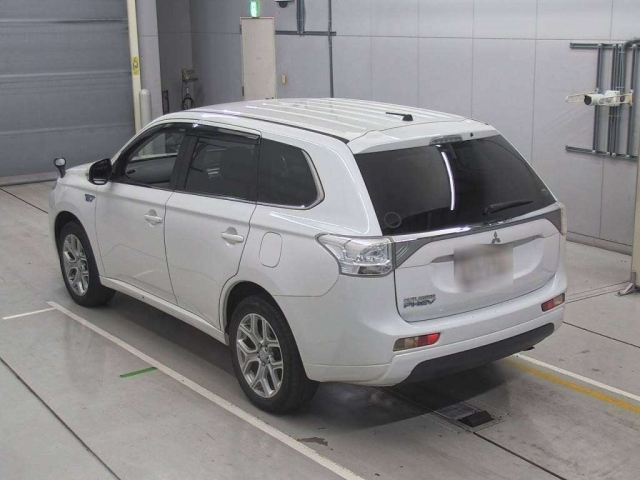 MITSUBISHI OUTLANDER PHEV 2014