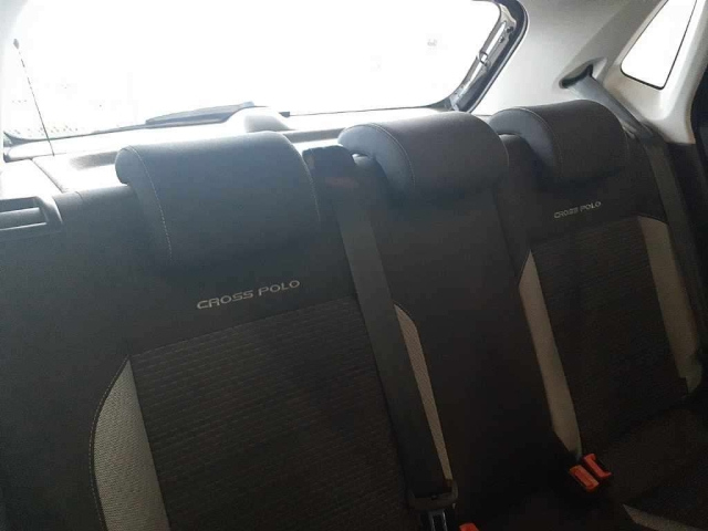 VOLKSWAGEN CROSS POLO 2017