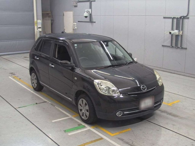 MAZDA VERISA 2012