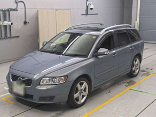 VOLVO V50 2012