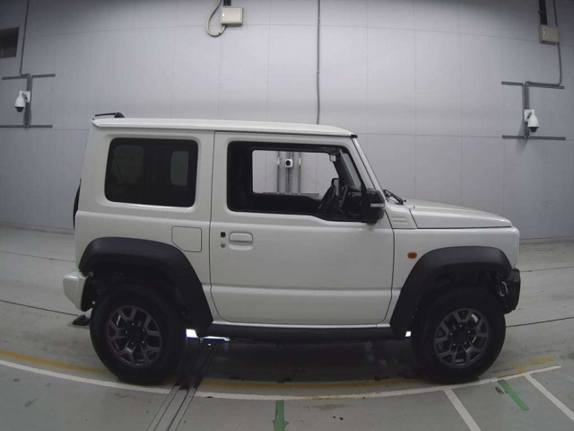 SUZUKI JIMNY SIERRA 2023