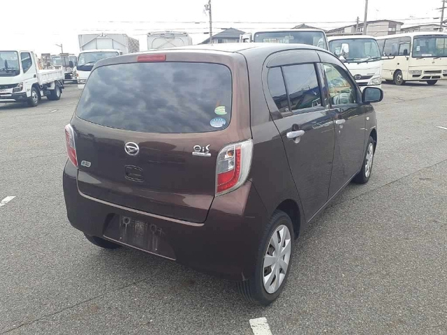DAIHATSU MIRA E S 2013