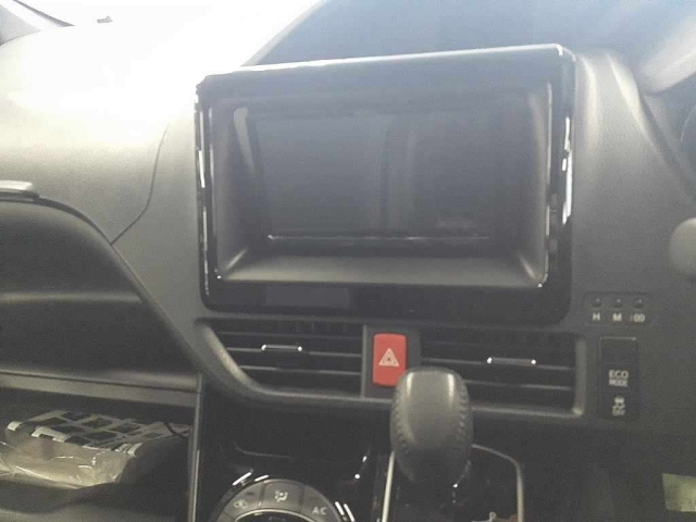 TOYOTA NOAH 2020