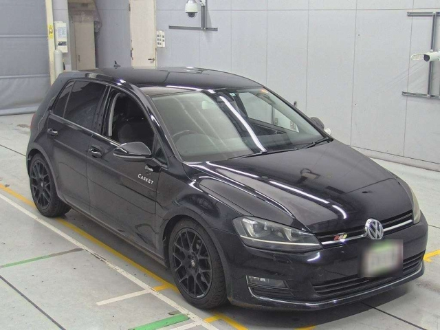 VOLKSWAGEN GOLF 2014