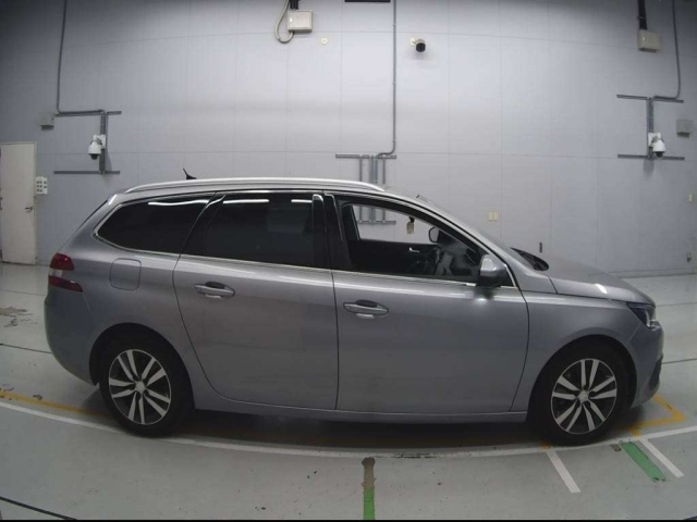 PEUGEOT 308 2017