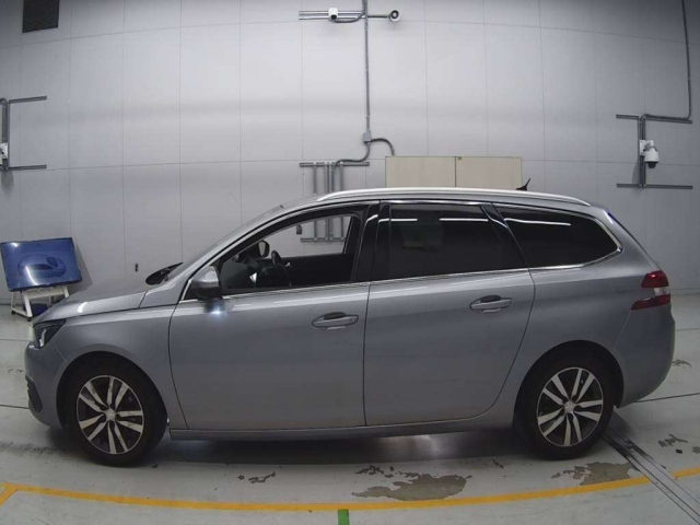 PEUGEOT 308 2017