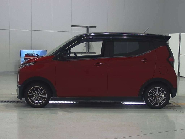 MITSUBISHI EK X 2019