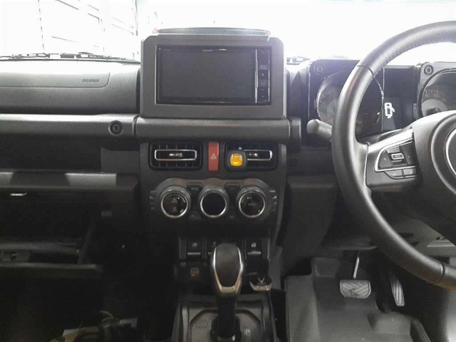 SUZUKI JIMNY SIERRA 2023