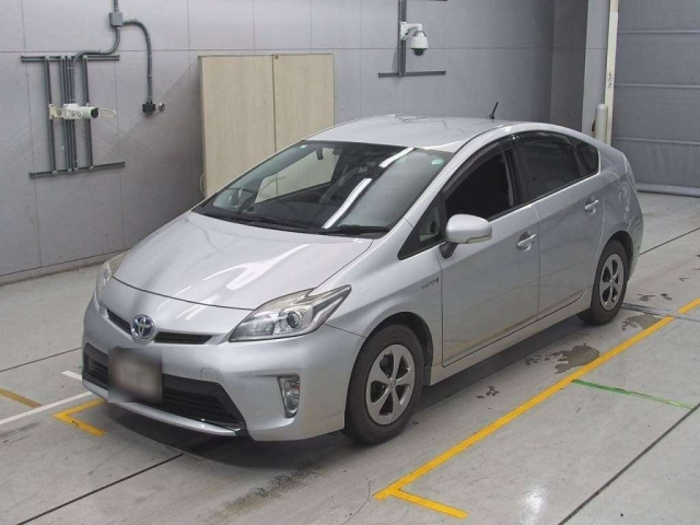 TOYOTA PRIUS 2012