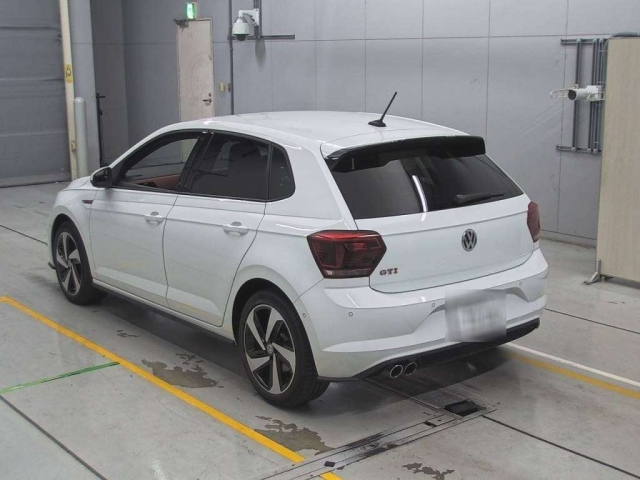 VOLKSWAGEN POLO 2020