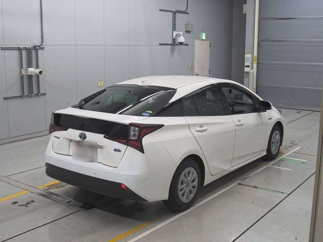 TOYOTA PRIUS 2019