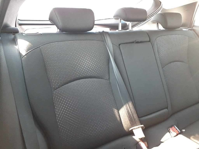 TOYOTA PRIUS 2019