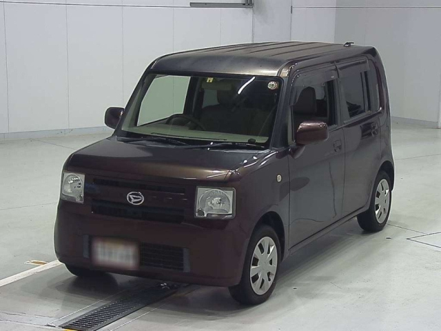 DAIHATSU MOVE CONTE 2016